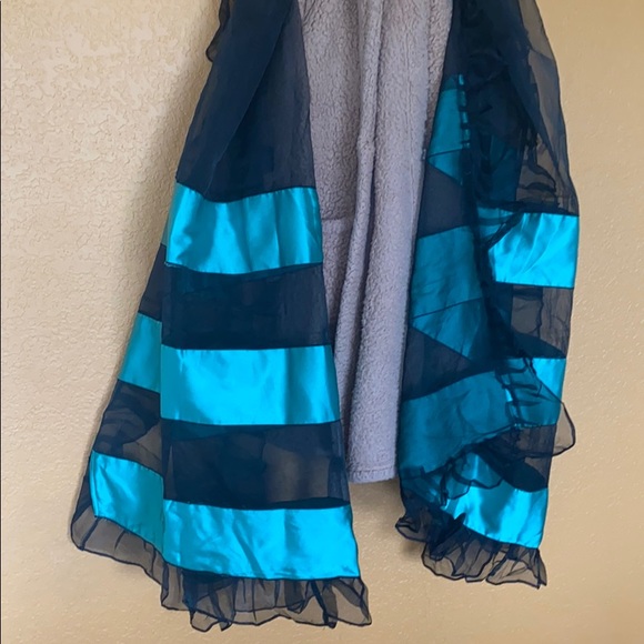 Pakistani Designer suit Mushq - Picture 6 of 6